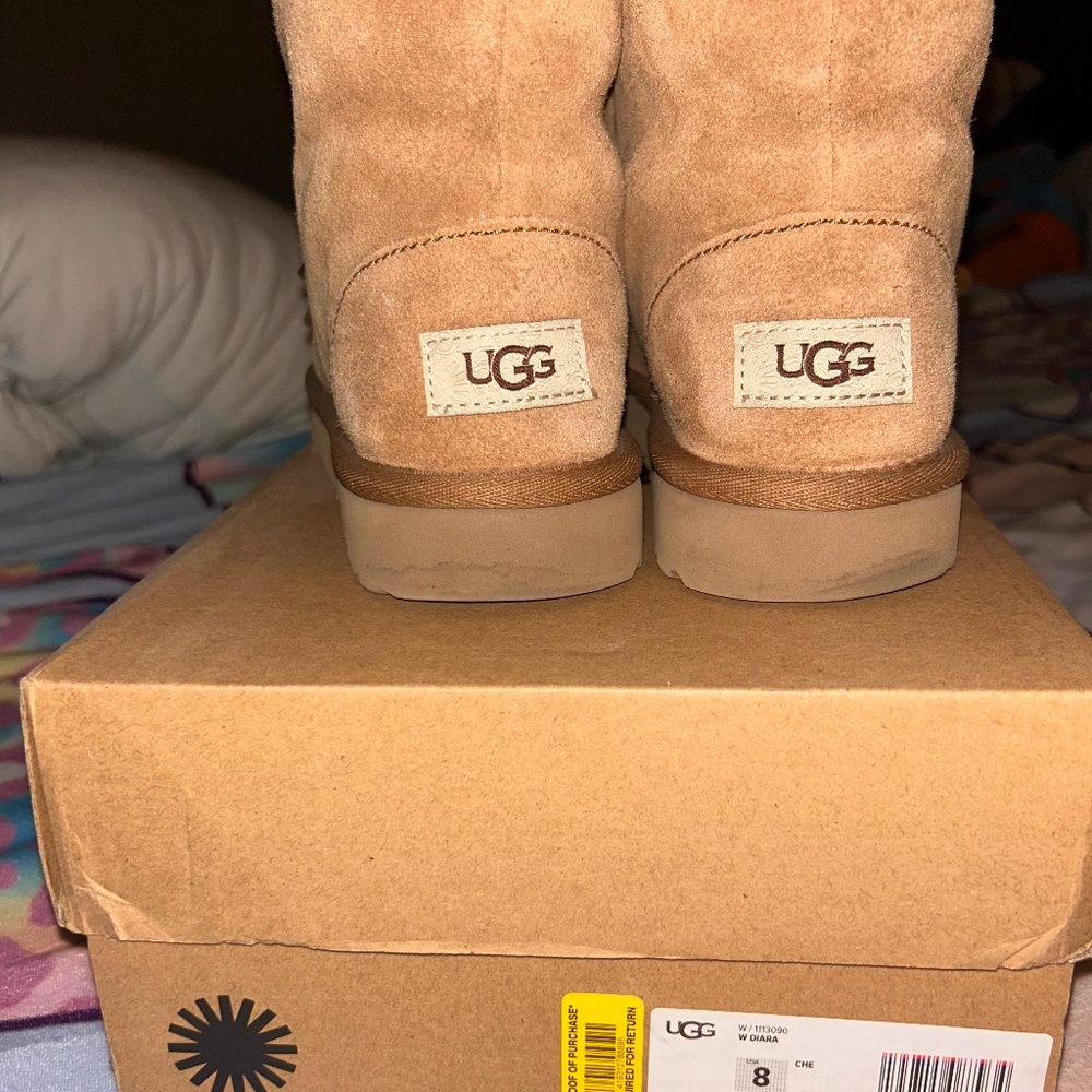 Like NEW UGG WOMEN'S SLIPPERS ANKLE BOOTS CHESTNUT BROWN - Picture 11 of 13